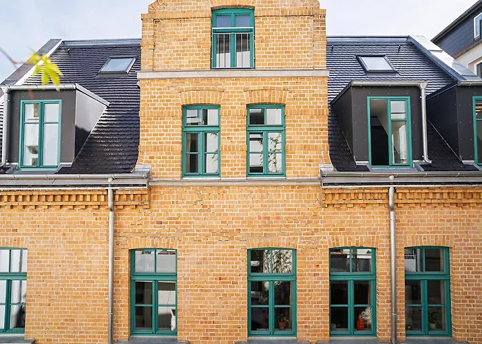 Denkmal Traumsanierung. Gesamtes Hinterhaus